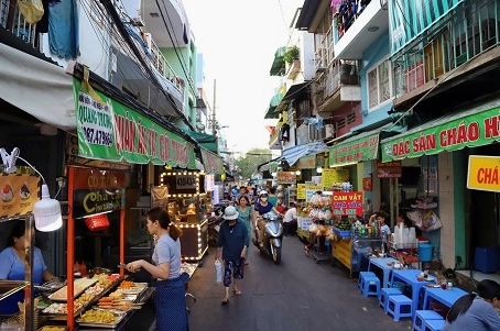 Khám phá tinh hoa ẩm thực đường phố Sài Gòn đa dạng và hấp dẫn